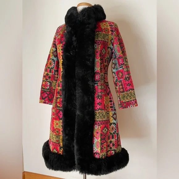 Vintage 1960s/70s Tapestry Carpet Princess Coat - Picture 5 of 6